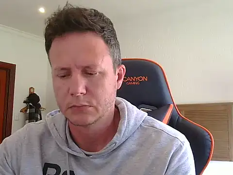 TroyDieselXXX webcam