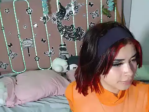 Raven_Goth8 webcam