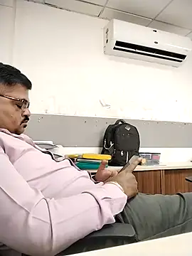 Desi_Lodo_Gujju_Boy webcam