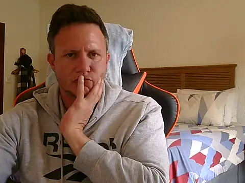 TroyDieselXXX webcam