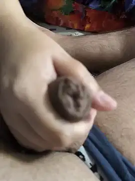 MadaamJizz_DickLewd webcam