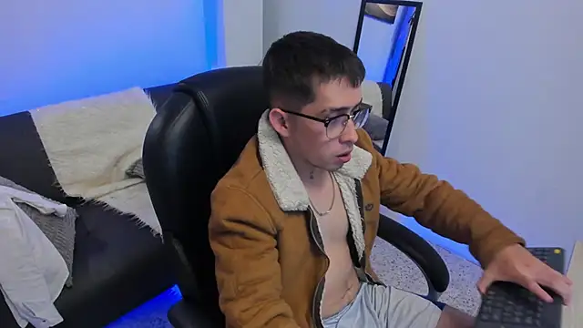 Tommas_Jhonson webcam