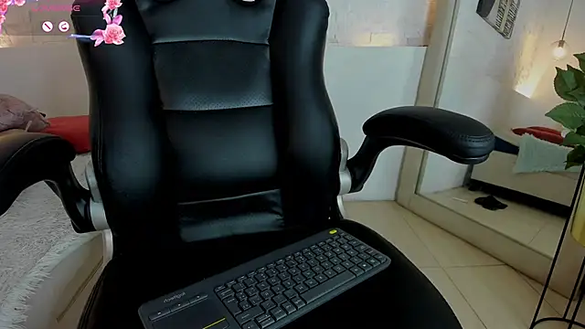 alahia__rivera2 webcam