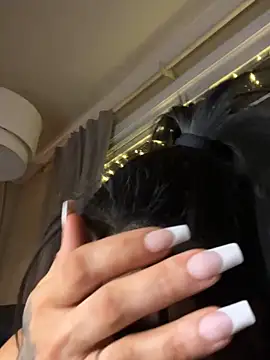 LittleMissEeve webcam