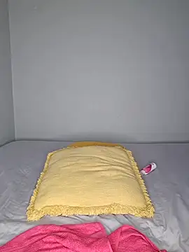 CertifiedhottieXOXO webcam