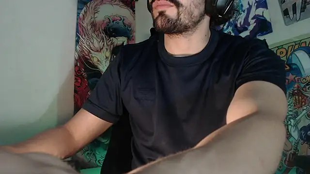 LuciferSantoryu webcam