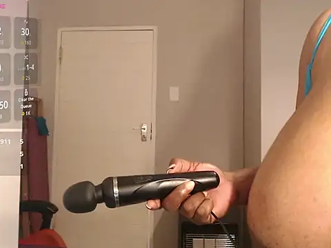 bustylisa1983 webcam