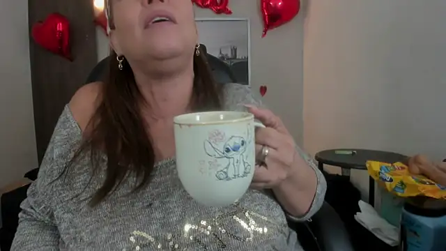 Cheryl_JONES live sex cam