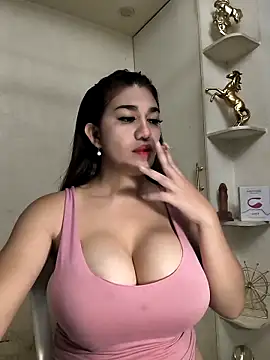 SexyFatHugeCock's room