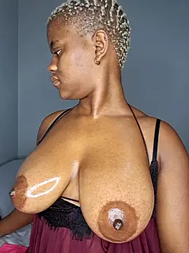 CertifiedhottieXOXO webcam