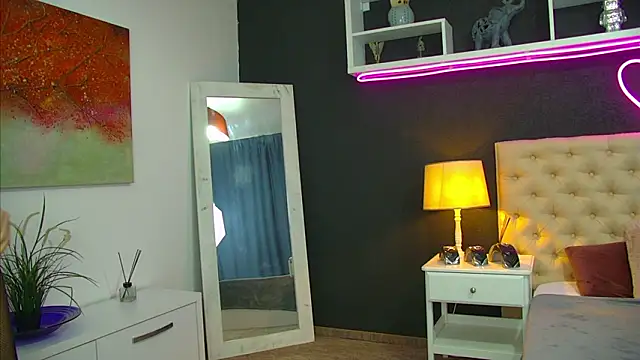 TaniaKaverina webcam