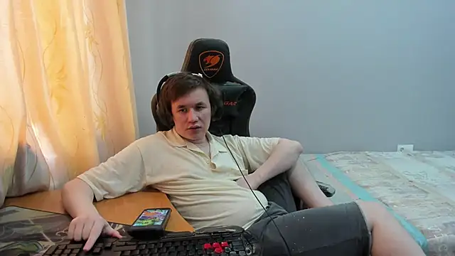 iliaskrislove webcam