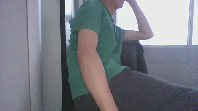 nole_china7 (Ask my age) - talk / fun / cum