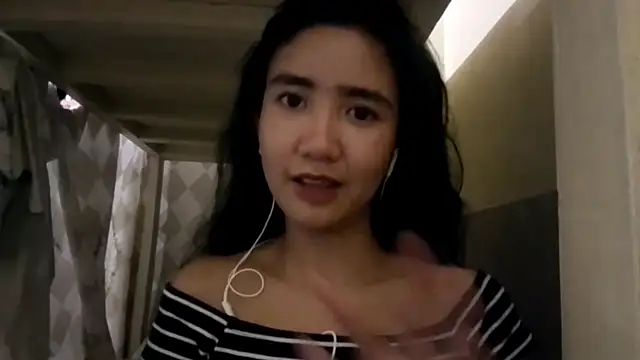 RessieAshcroft webcam