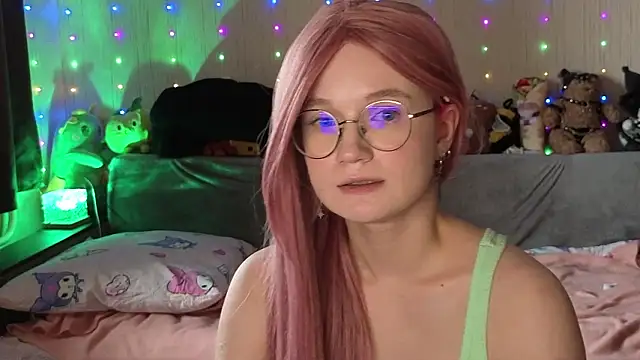 Kitty_smalltits webcam