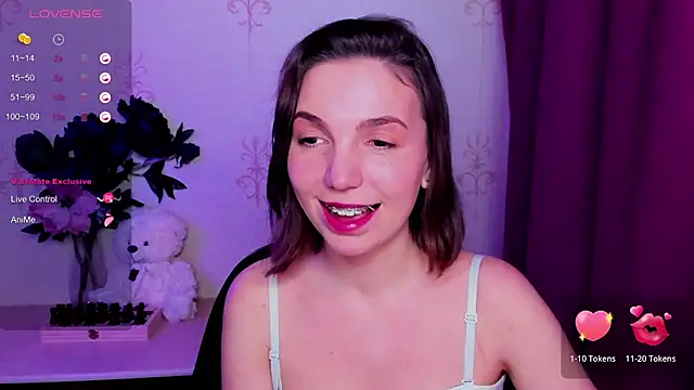 KindHazelHere_ webcam