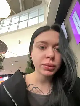 AlishaOfThorns webcam