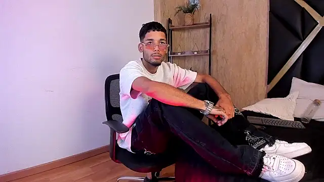 Thiagoferreti webcam