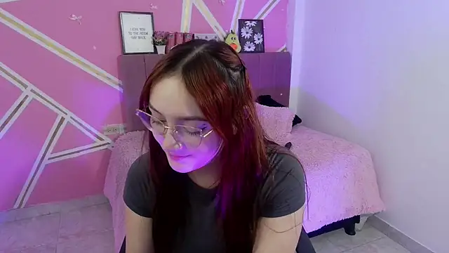 Natasha_Romanof18 webcam