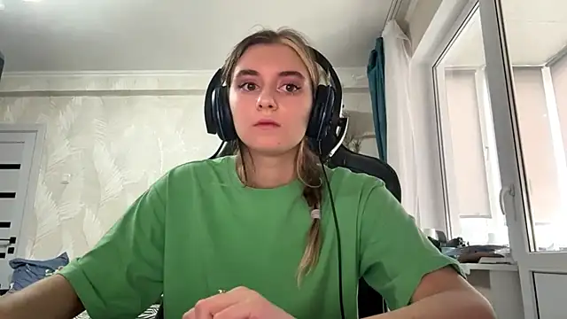 PluralPalaver webcam