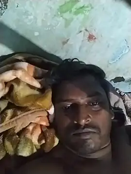 rohanhotguy's live cam