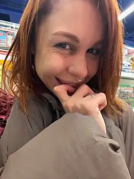 RosieSecret's live cam