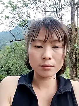 linda_bae00 live sex cam