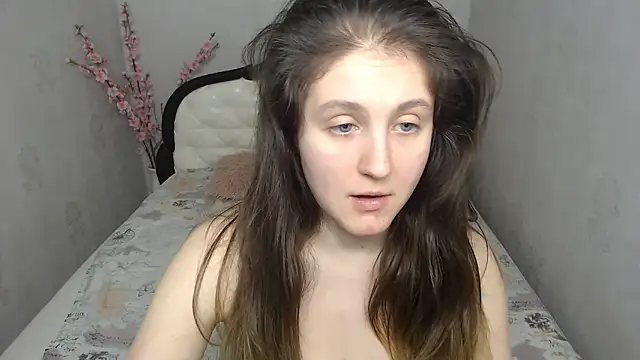 Holliy_Cooper webcam