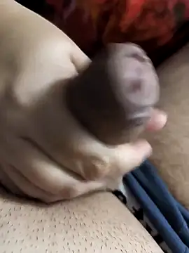 MadaamJizz_DickLewd webcam