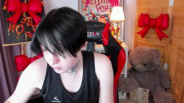 BakugoKatsuki webcam