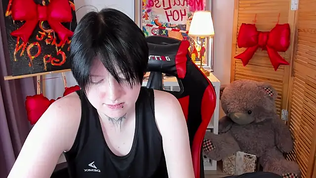 BakugoKatsuki webcam