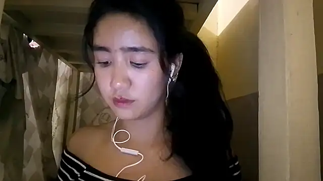 RessieAshcroft webcam