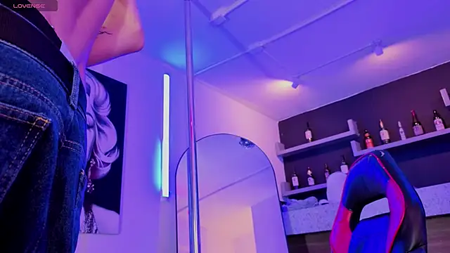 nova_salvatore live sex cam