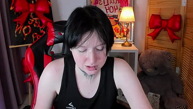 BakugoKatsuki webcam