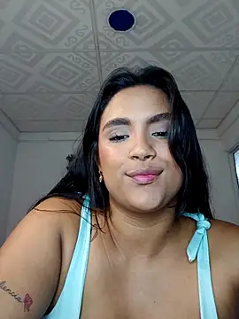 victoria_roussee webcam