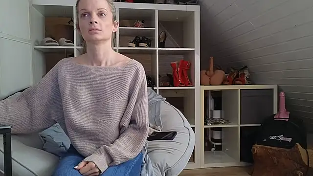 sabdeluxe - Sabdeluxe's free webcam - UK Sex Cams