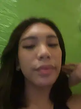 SideChick_Bunny's room