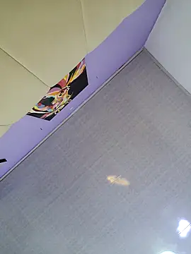 Scarlet_curly8a webcam