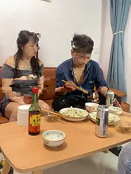 美女xiaotiantian-10在线直播