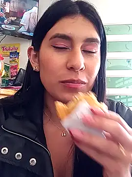 charlottte_wh webcam