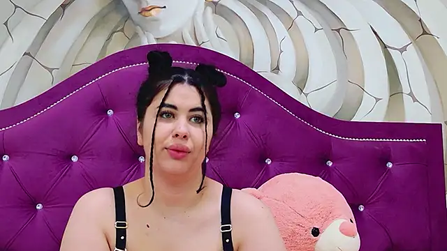 MegaBoobsDeee webcam