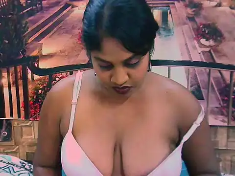 IndianDiva27 webcam
