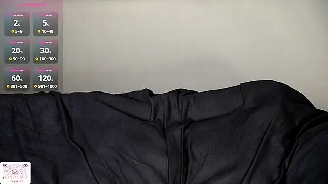 Jonathan___123 webcam