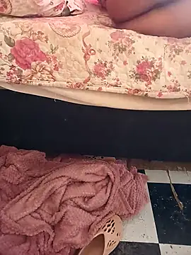 Dee-n-Dee_nyash webcam