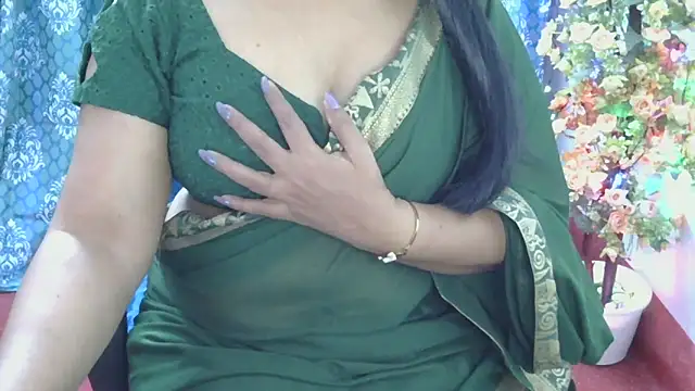 Mallu_Manisha webcam