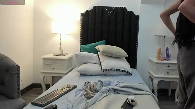 agartha_velvet webcam