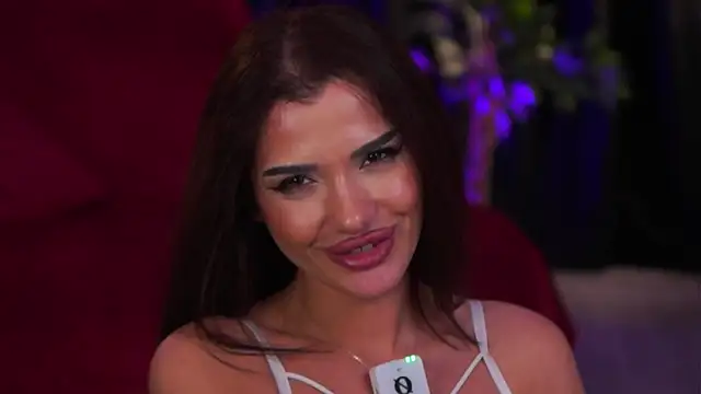 naughtychloe - NaughtyChloe's free webcam - UK Sex Cams