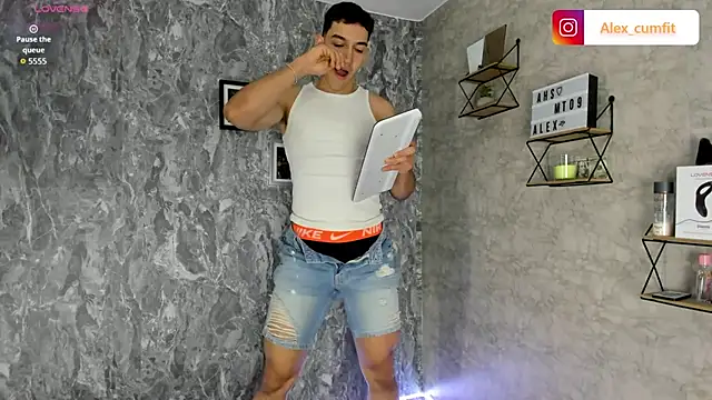 alex_cumfit1 webcam