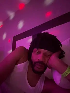 magic_man1085 webcam