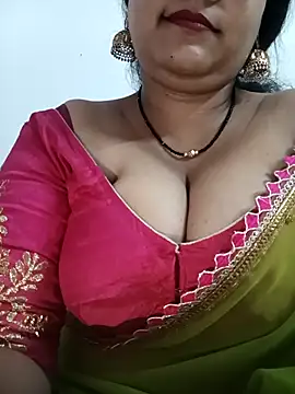 Webcam Model (Nyra-23)  is live.Free join now!